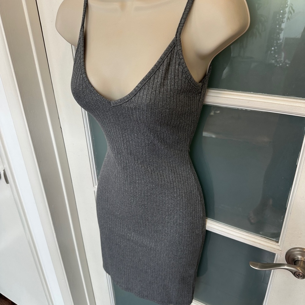 Gray Ribbed Knit Dress - Picture 2 of 5
